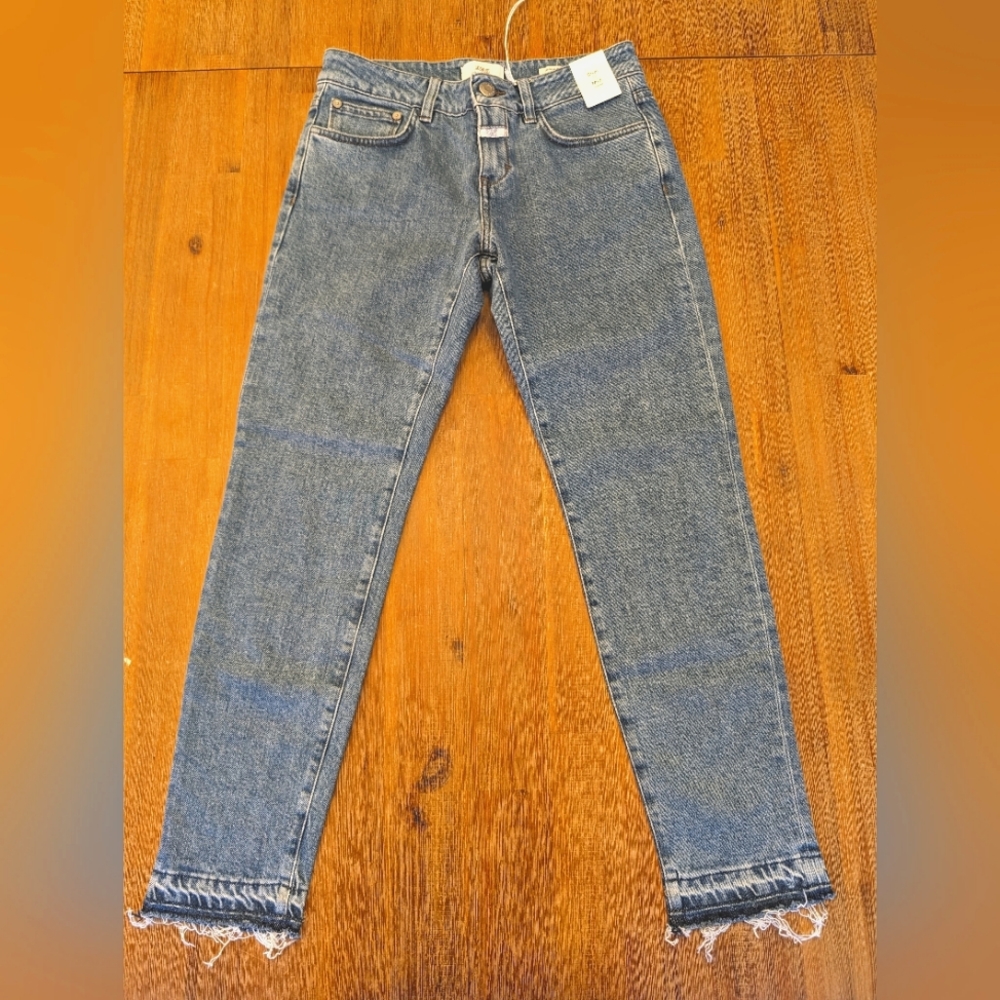 NWT CLOSED Baker Crop Ankle Slim Jeans Raw Hem Blue size 25